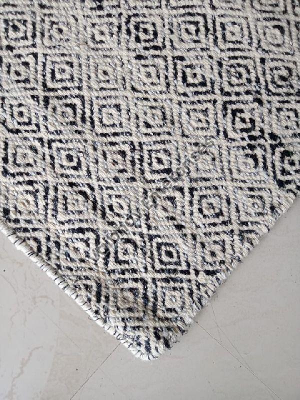 VER-014 Woven Rug